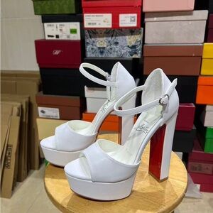 Christian LOUBOUTIN platforms 36